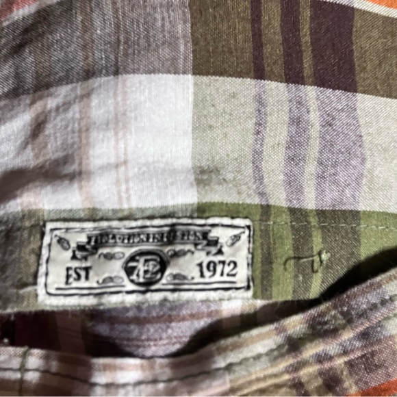 Multiple colored evolution shirt - Picture 2 of 5